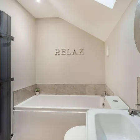 بيت للعطل 3 Bed In Cockermouth Oc-85717 *